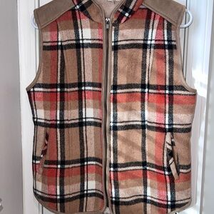 Entro Cozy Plaid Vest Cape with Zip Closure hand openings not pockets